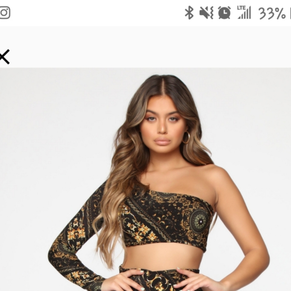 Fashion nova  crop top large new